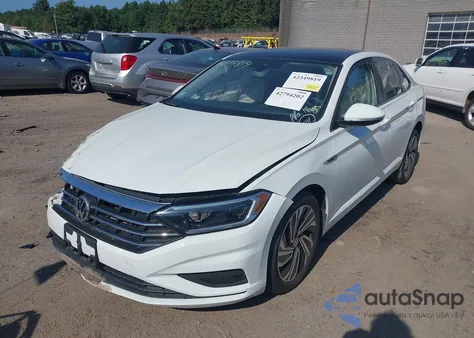 2021 Volkswagen Jetta 1.4T Sel Premium z USA, uszkodzony, nr VIN 3VWG57BU4MM052689